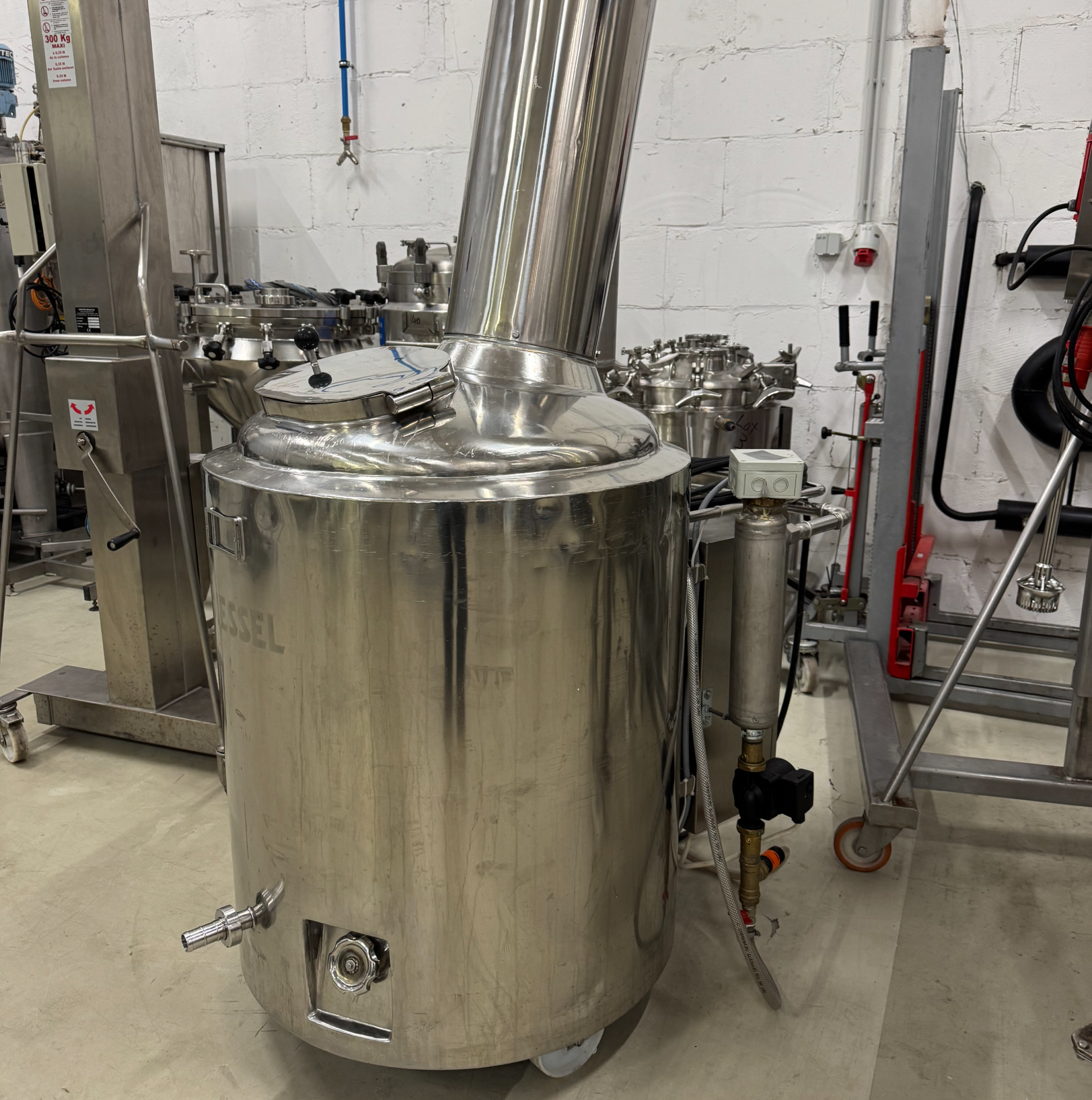 Picture of Diessel Stainless Steel Oil Phase Tank